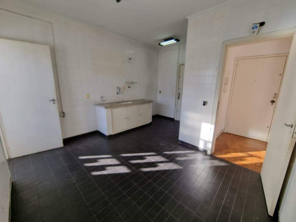 Apartamento à venda com 3 quartos, 105m² - Foto 15