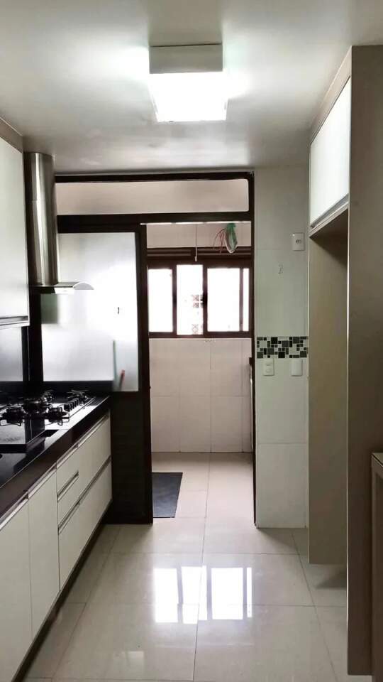 Apartamento à venda com 3 quartos, 90m² - Foto 1