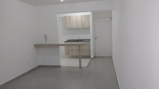 Apartamento à venda com 2 quartos, 58m² - Foto 3