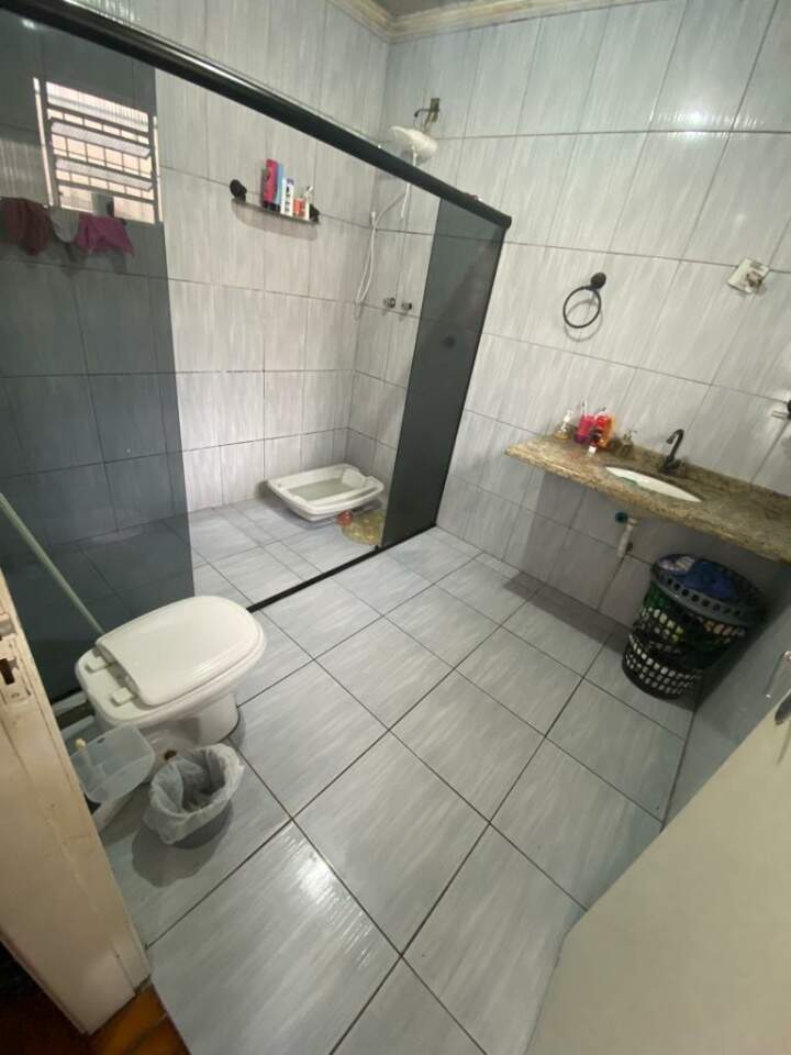 Casa à venda com 2 quartos, 180m² - Foto 12