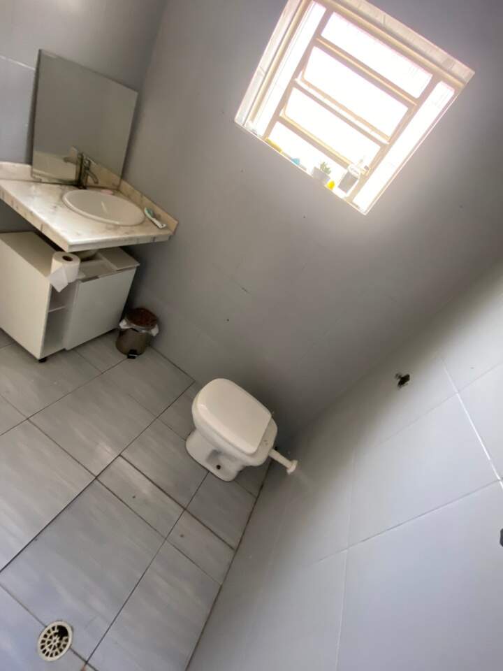 Casa à venda com 2 quartos, 180m² - Foto 13