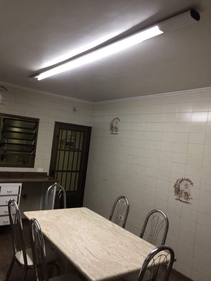 Casa à venda com 4 quartos, 120m² - Foto 8