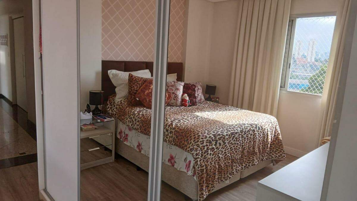 Apartamento à venda com 3 quartos, 135m² - Foto 19