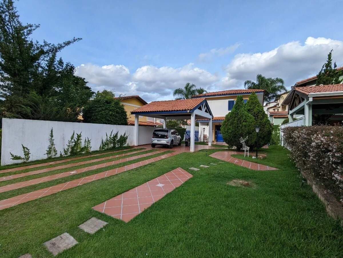 Sobrado à venda com 5 quartos, 250m² - Foto 12