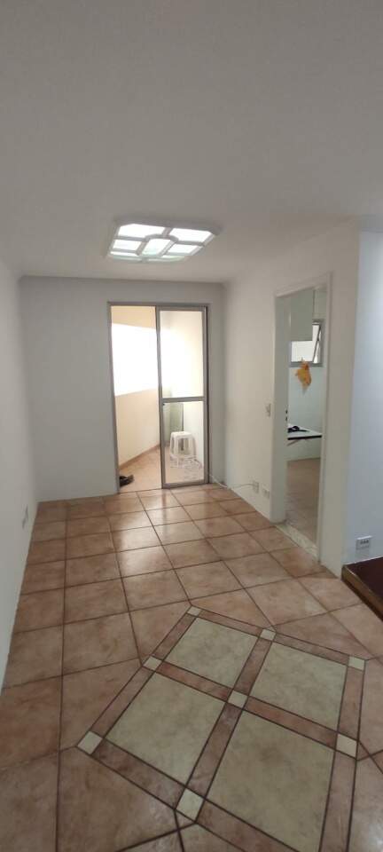 Apartamento à venda com 2 quartos, 68m² - Foto 2