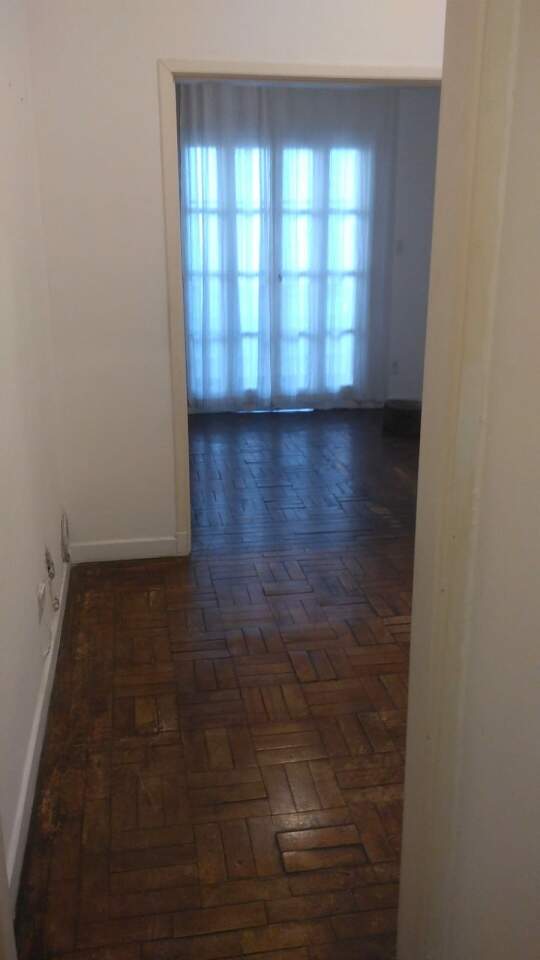 Apartamento à venda com 1 quarto, 47m² - Foto 14