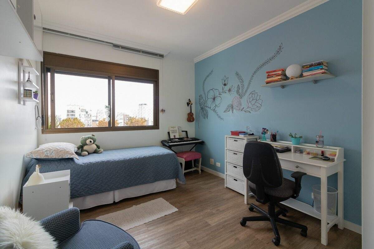 Apartamento à venda com 3 quartos, 170m² - Foto 7