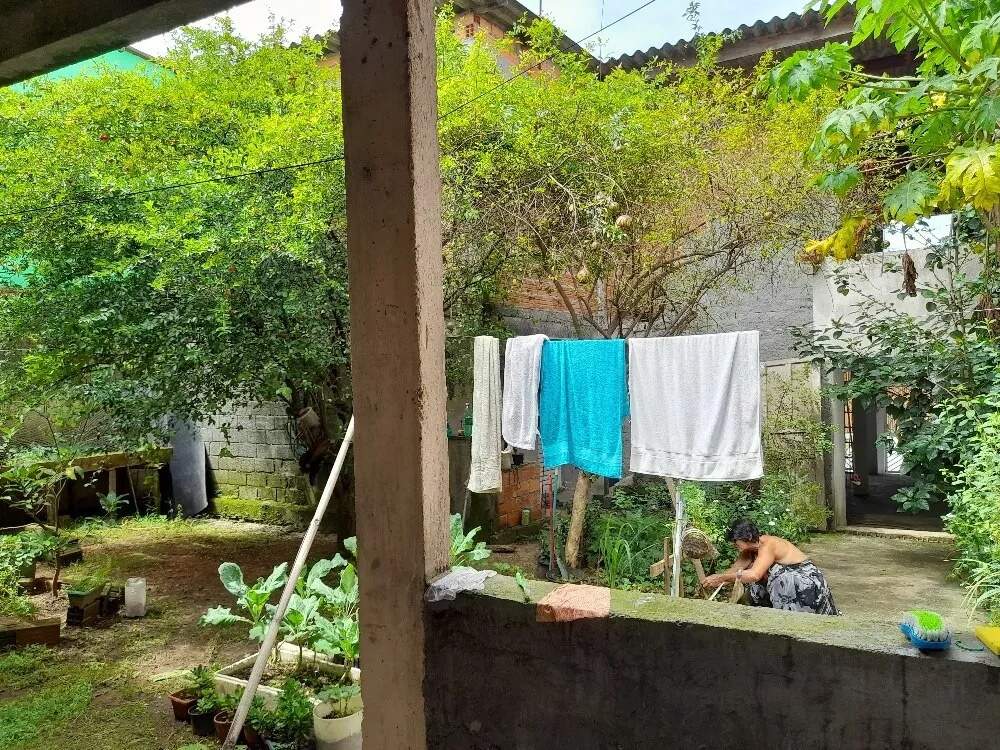 Sobrado à venda com 5 quartos, 200m² - Foto 2