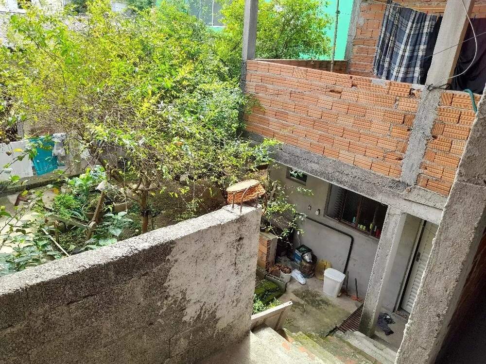 Sobrado à venda com 5 quartos, 200m² - Foto 3