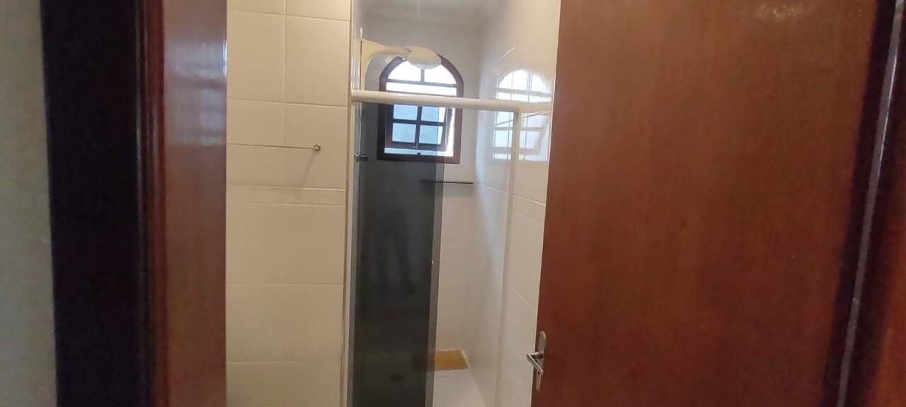 Sobrado à venda com 3 quartos, 225m² - Foto 11