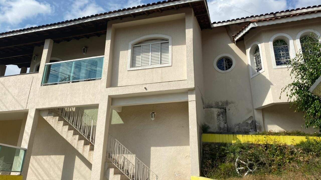 Sobrado à venda com 3 quartos, 175m² - Foto 1