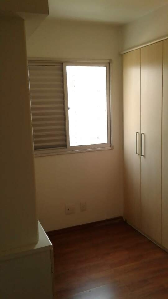 Apartamento à venda com 2 quartos, 60m² - Foto 11