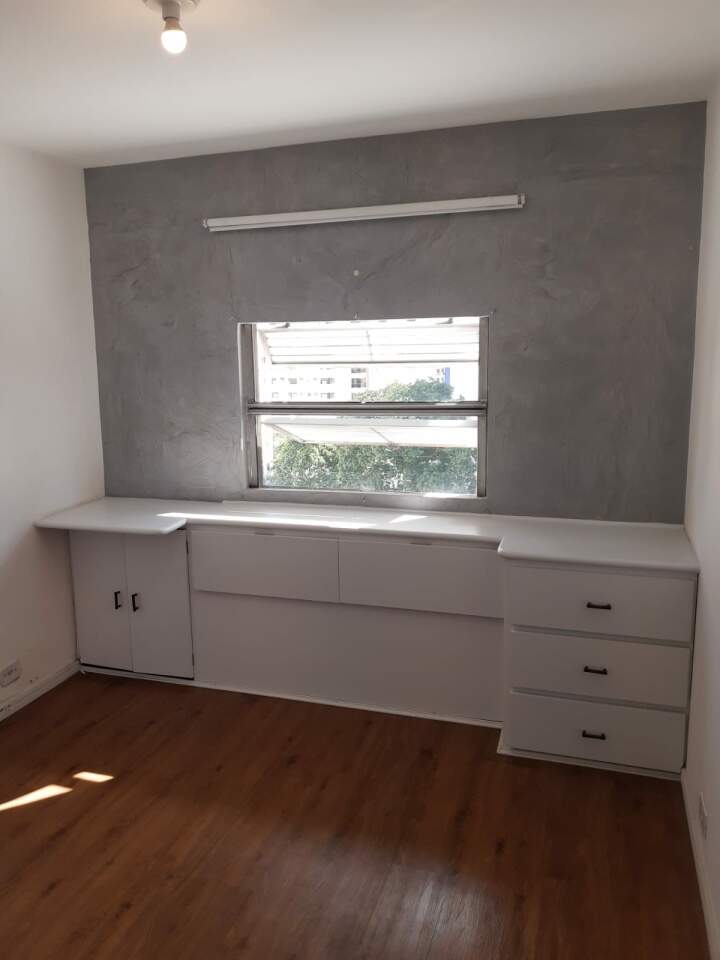 Apartamento à venda com 3 quartos, 75m² - Foto 32