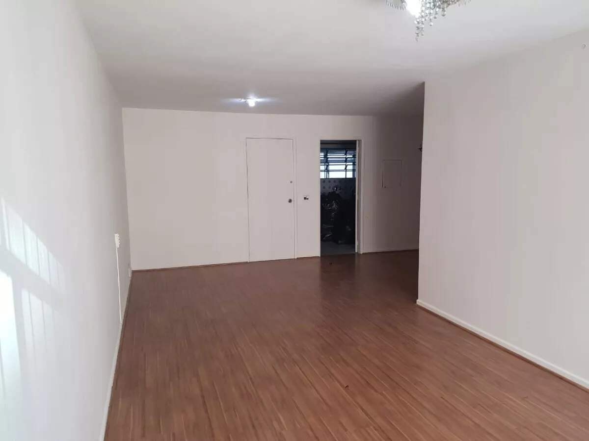 Apartamento à venda com 3 quartos, 120m² - Foto 3