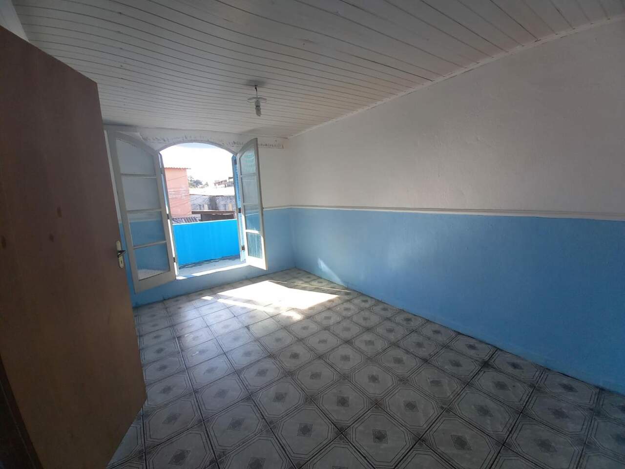 Sobrado à venda com 3 quartos, 250m² - Foto 2