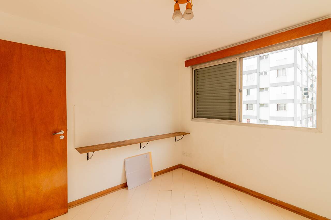 Apartamento à venda com 3 quartos, 142m² - Foto 12