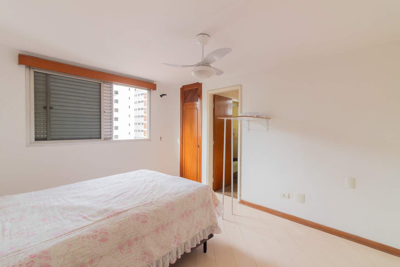 Apartamento à venda com 3 quartos, 142m² - Foto 23