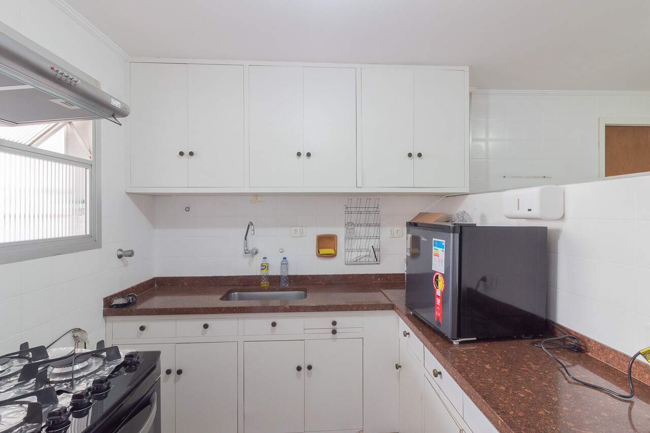 Apartamento à venda com 3 quartos, 142m² - Foto 9