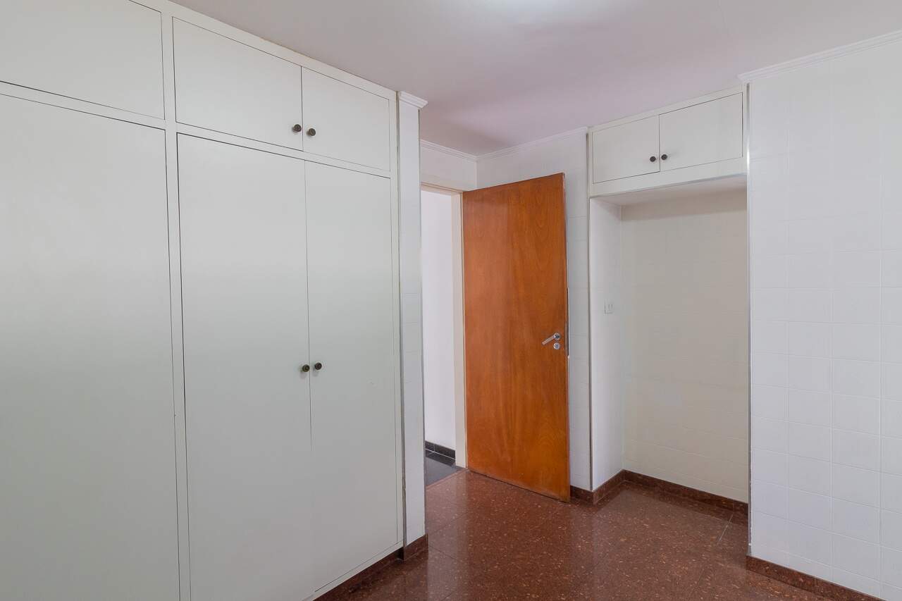 Apartamento à venda com 3 quartos, 142m² - Foto 26