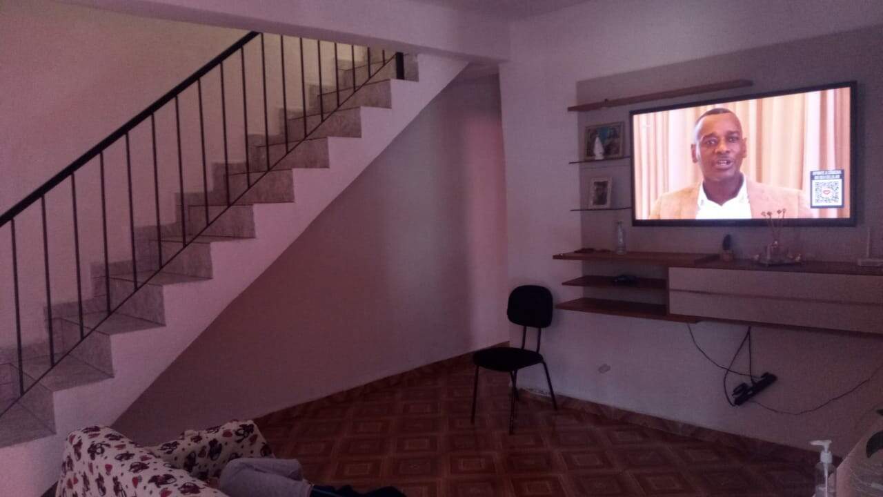 Sobrado à venda com 2 quartos, 250m² - Foto 4