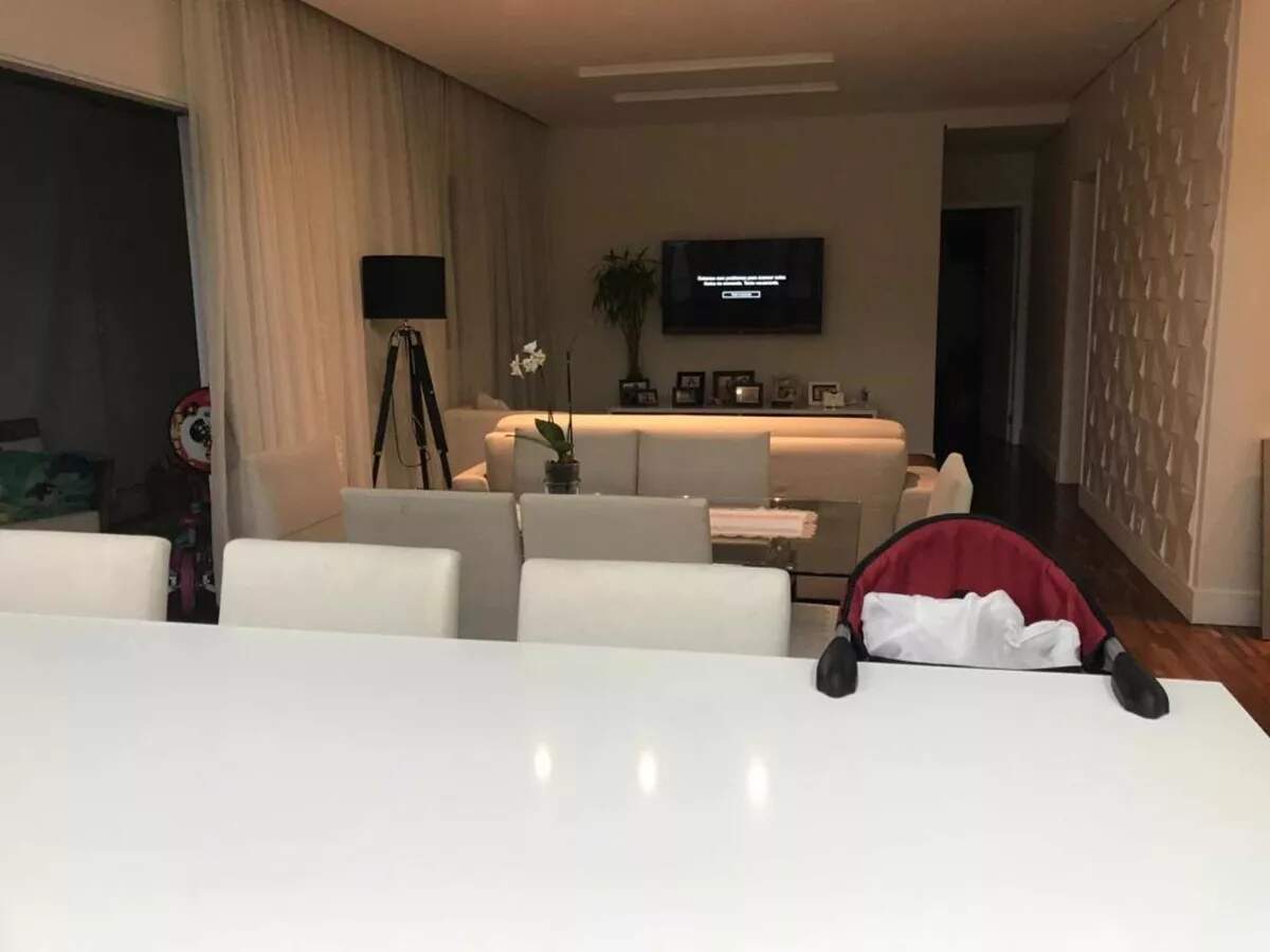 Apartamento à venda com 4 quartos, 132m² - Foto 3