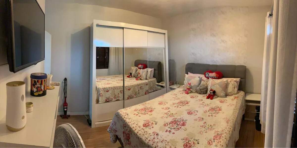 Casa à venda com 2 quartos, 70m² - Foto 8