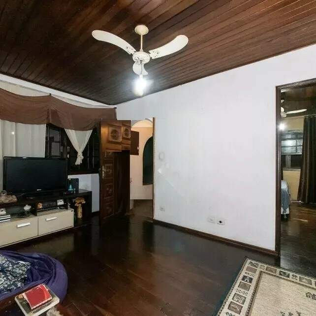 Casa à venda com 3 quartos, 140m² - Foto 3