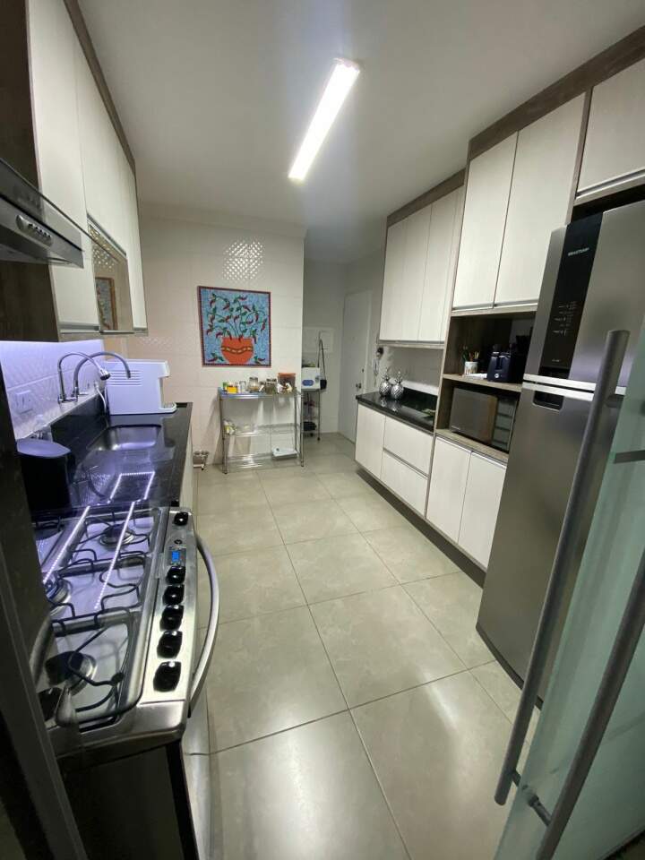 Apartamento à venda com 3 quartos, 113m² - Foto 8