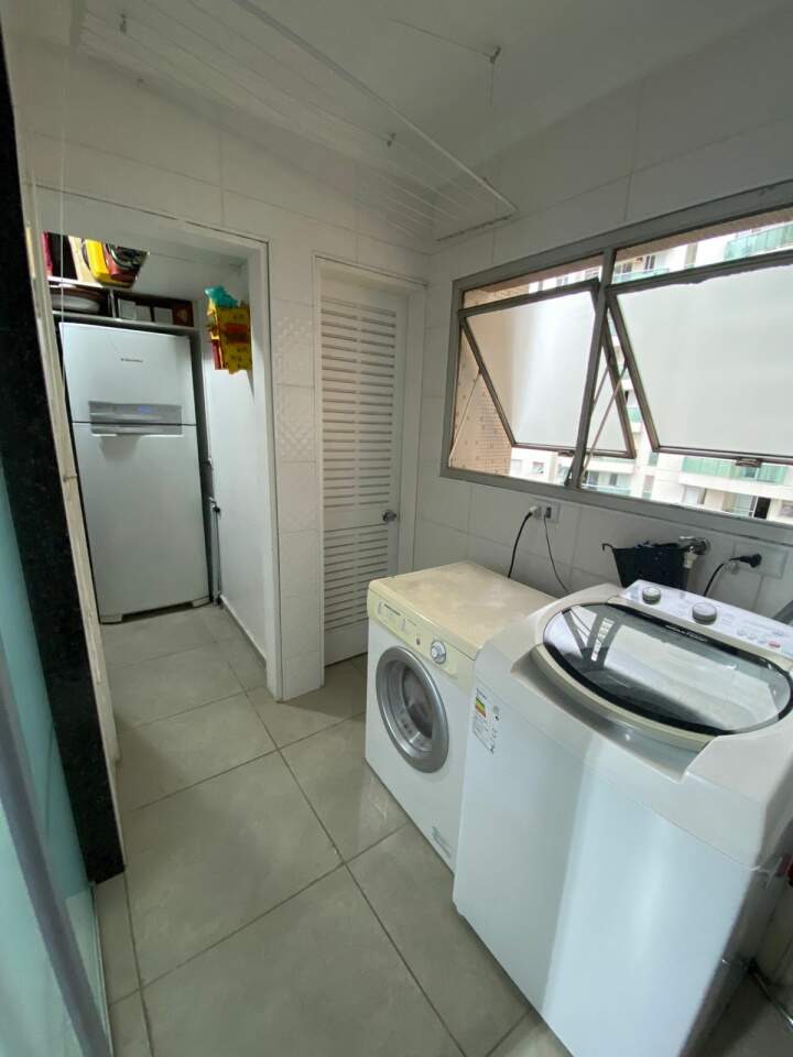 Apartamento à venda com 3 quartos, 113m² - Foto 17