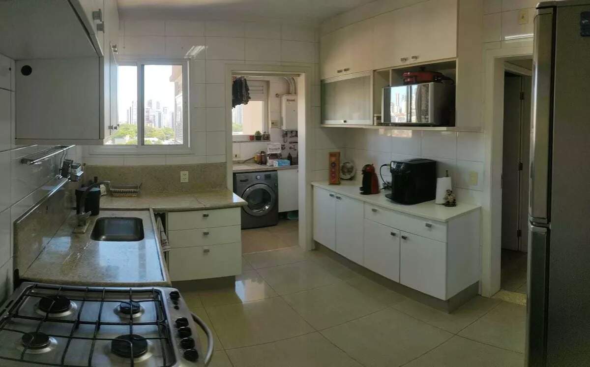 Apartamento à venda com 3 quartos, 107m² - Foto 4