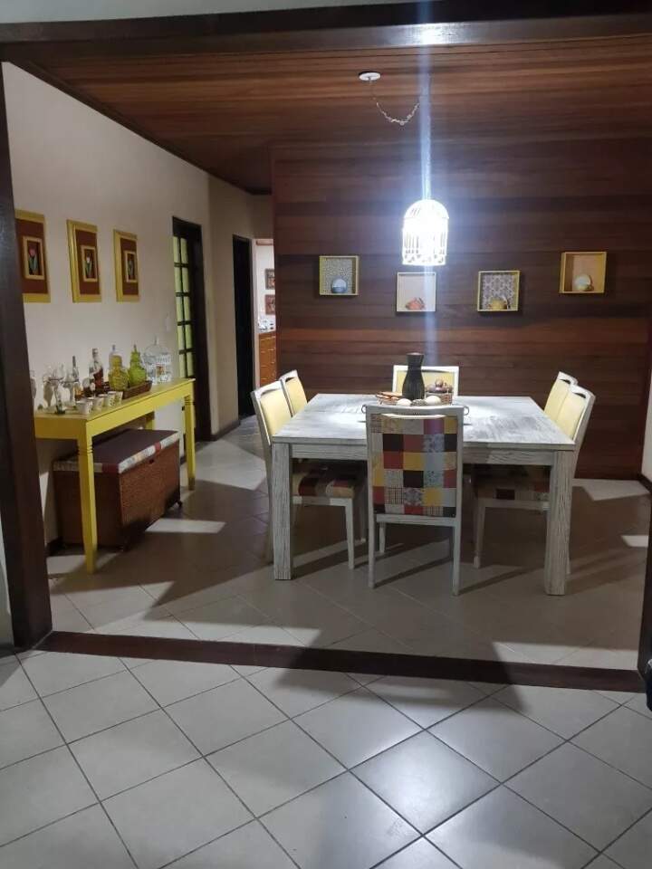 Casa à venda com 3 quartos, 300m² - Foto 10