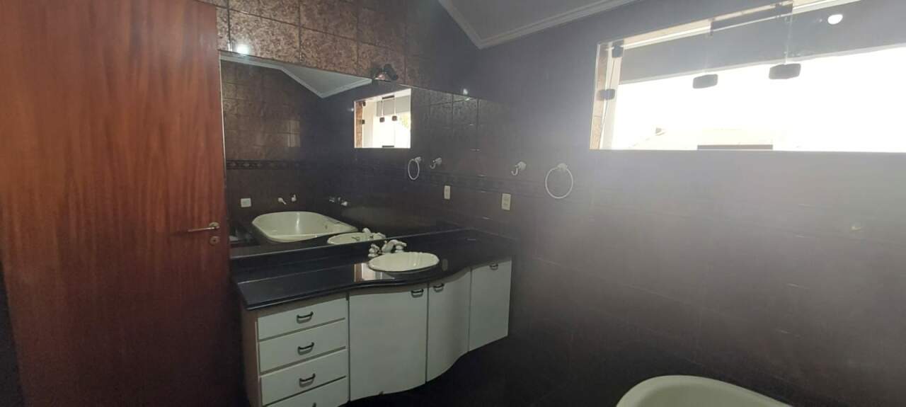 Sobrado à venda com 3 quartos, 270m² - Foto 37