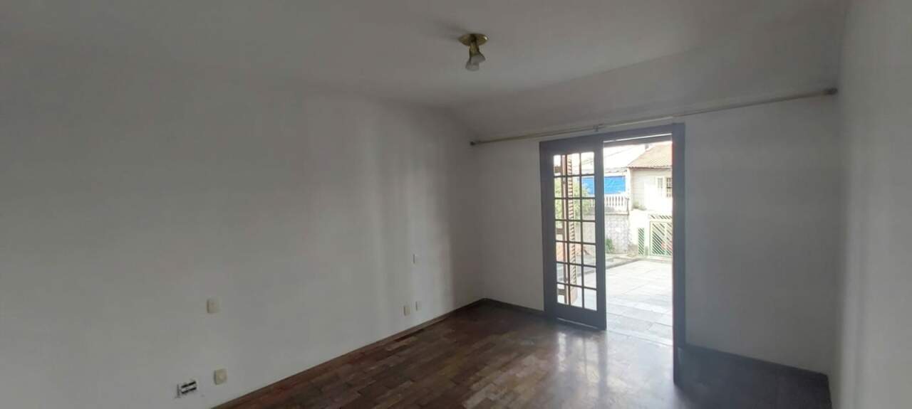 Sobrado à venda com 3 quartos, 270m² - Foto 6