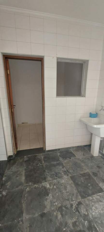 Sobrado à venda com 3 quartos, 270m² - Foto 48