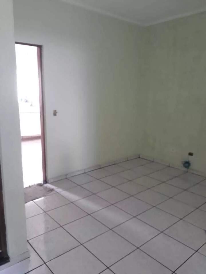 Casa à venda com 3 quartos, 100m² - Foto 5