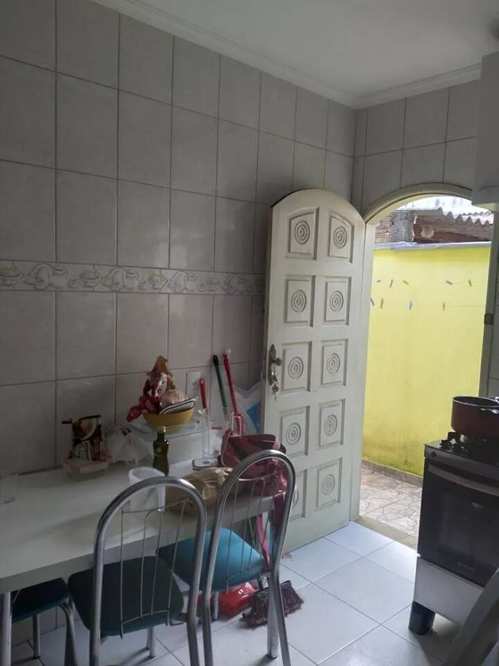 Casa à venda com 3 quartos, 100m² - Foto 10