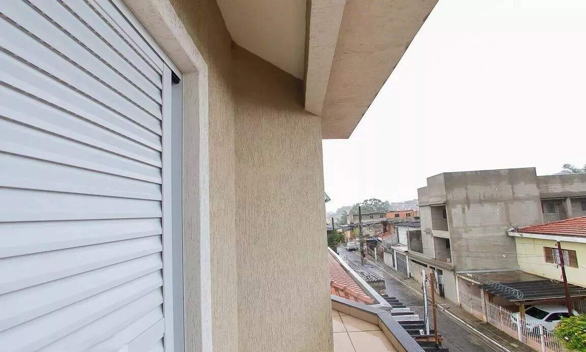 Sobrado à venda com 5 quartos, 180m² - Foto 2