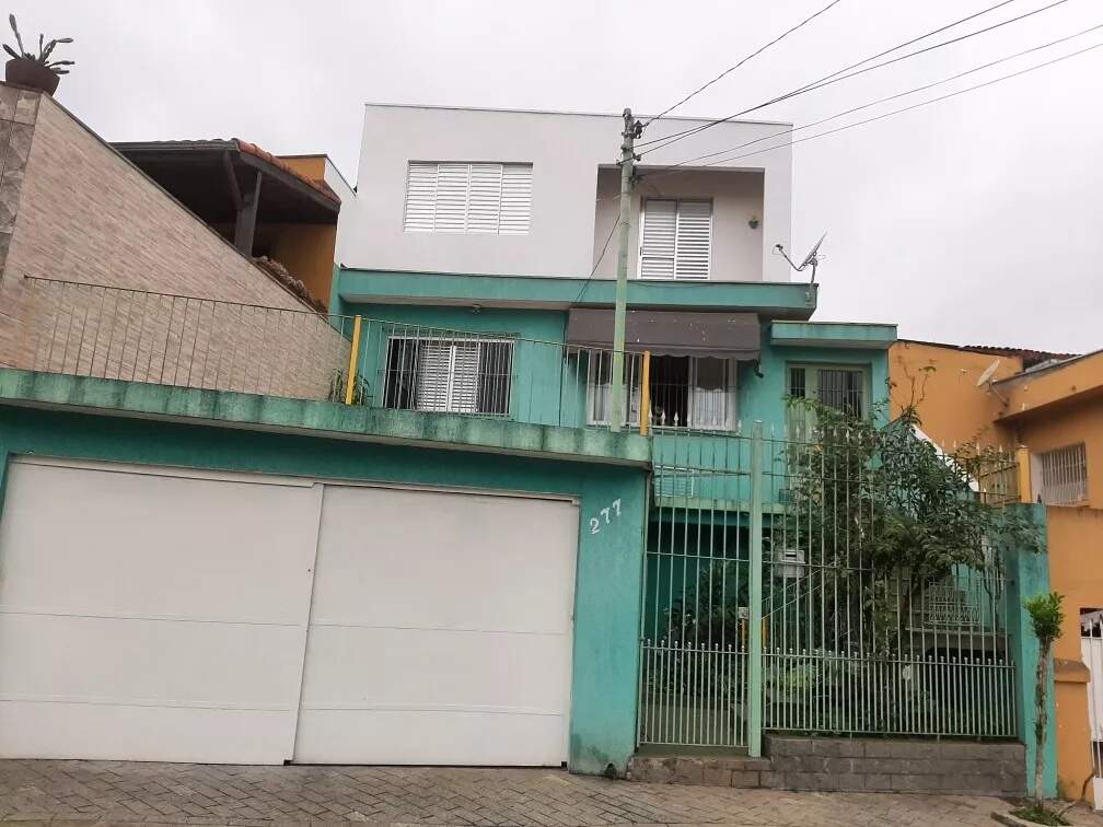 Sobrado à venda com 2 quartos, 180m² - Foto 2