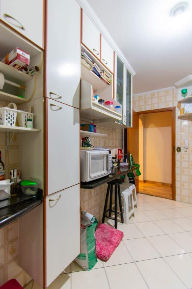 Apartamento à venda com 2 quartos, 80m² - Foto 23