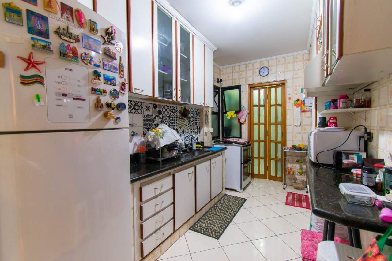 Apartamento à venda com 2 quartos, 80m² - Foto 25