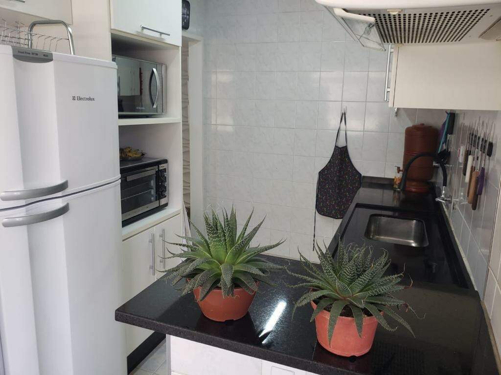 Apartamento à venda com 2 quartos, 70m² - Foto 10