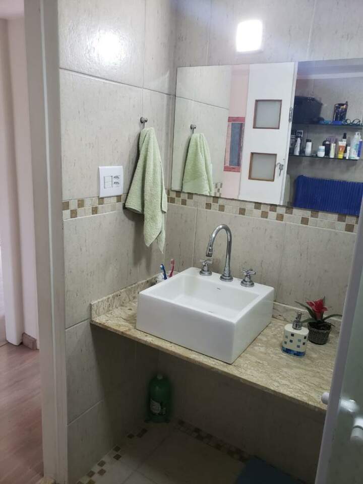 Apartamento à venda com 2 quartos, 70m² - Foto 15