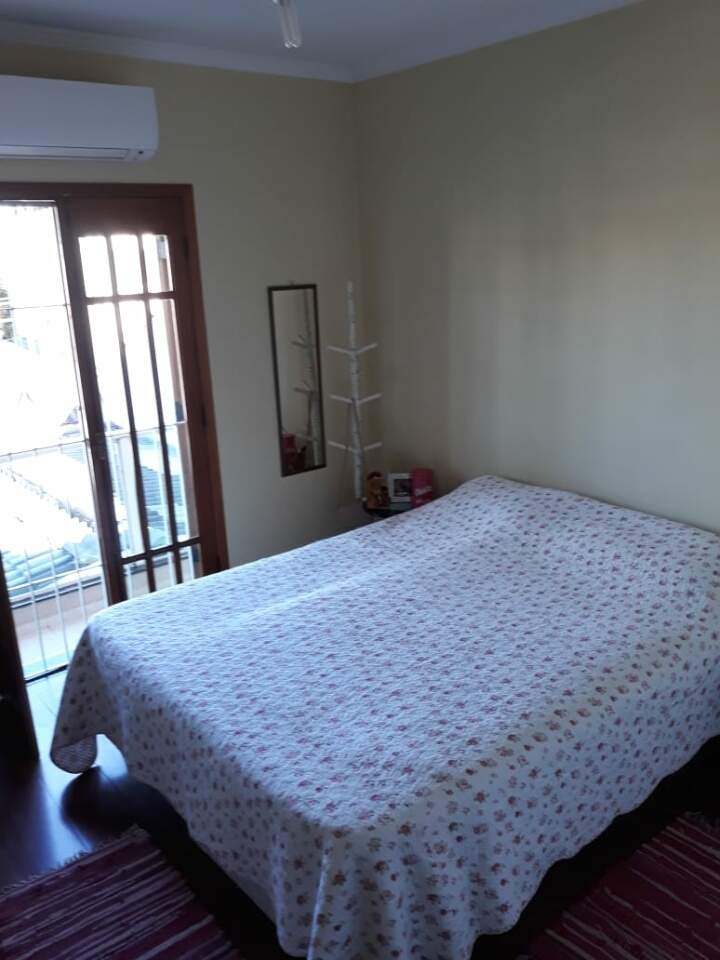 Sobrado à venda com 3 quartos, 200m² - Foto 9