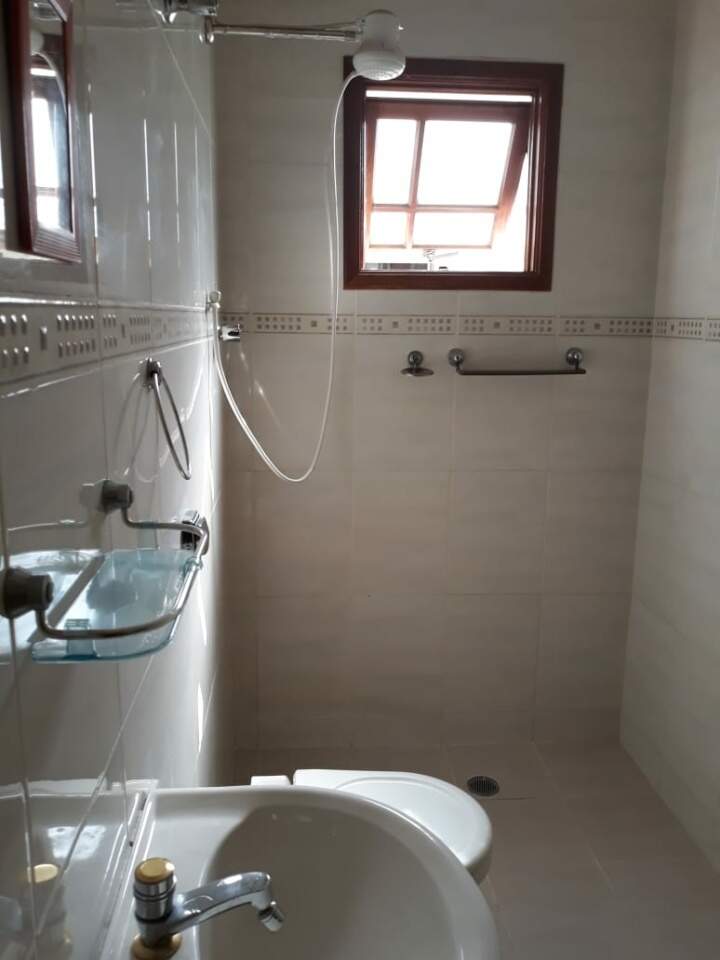 Sobrado à venda com 3 quartos, 200m² - Foto 12