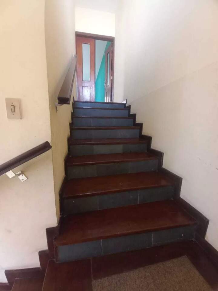 Sobrado à venda com 3 quartos, 200m² - Foto 8