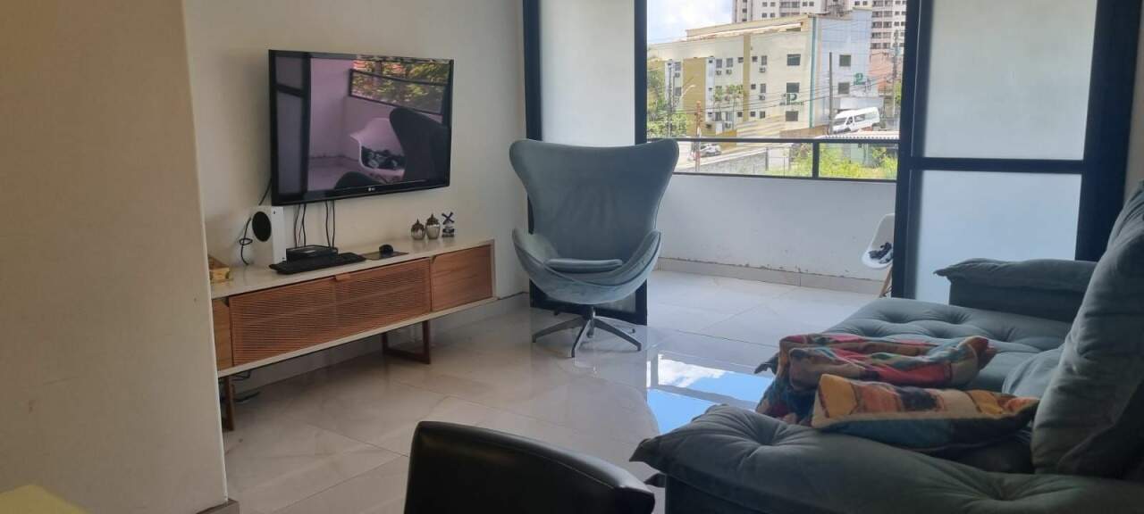 Apartamento à venda com 3 quartos, 114m² - Foto 1