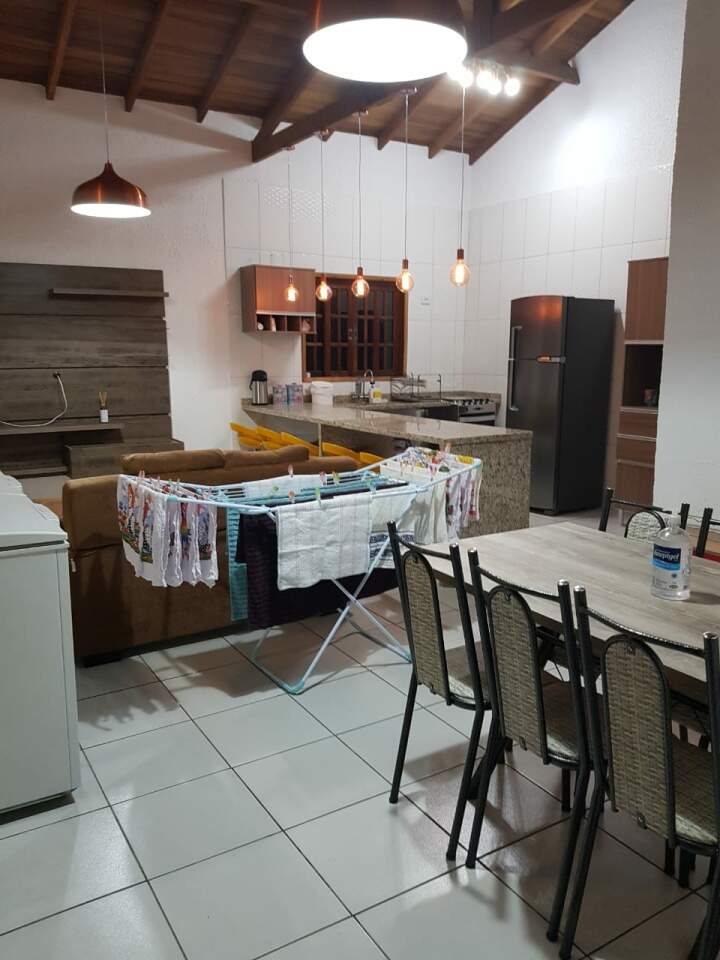 Casa à venda com 2 quartos, 100m² - Foto 8