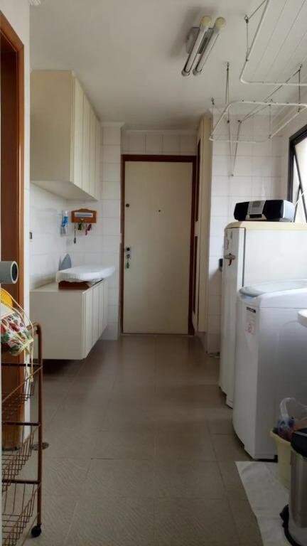 Apartamento à venda com 4 quartos, 264m² - Foto 11