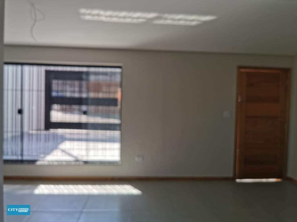 Sobrado à venda com 3 quartos, 110m² - Foto 1