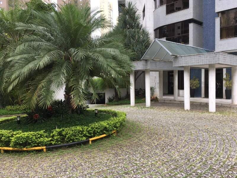 Apartamento à venda com 4 quartos, 466m² - Foto 3